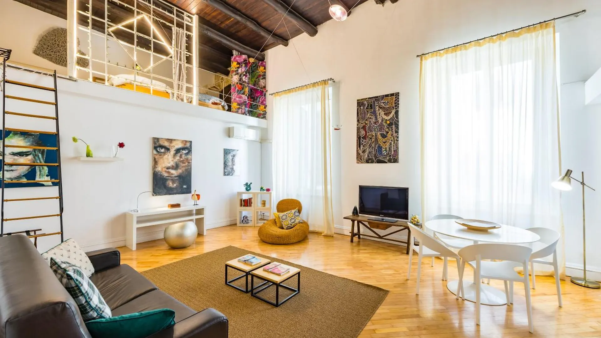 Gorgeous Loft By Napoliapartments Italy