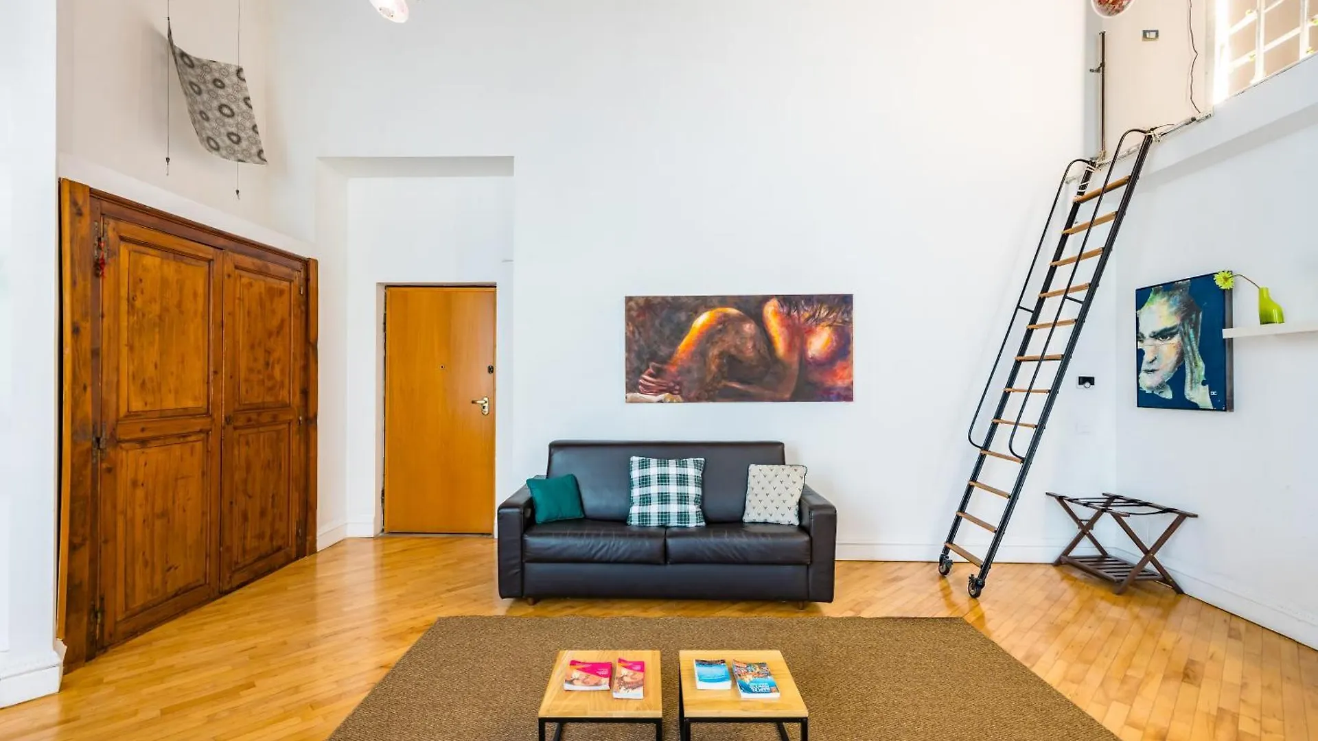 Apartment Gorgeous Loft By Napoliapartments Italy